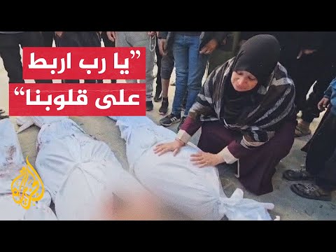 وصول 3 جثامين شهداء إلى مستشفى كمال عدوان في بيت لاهيا