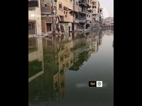حرب وإهمال.. مياه الصرف الصحي تغمر أحد شوارع خان يونس في غزة